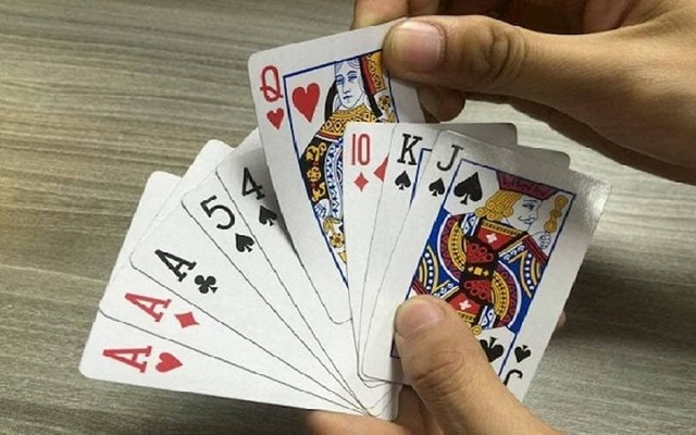 Hướng dẫn cách chơi bài Phỏm cơ bản dành cho người chơi mới