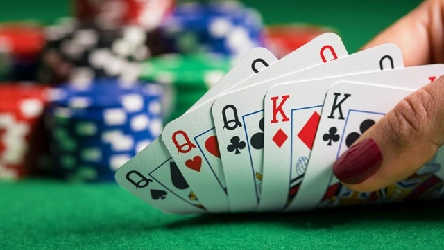 Kinh nghiệm chơi bài Poker nhanh thắng