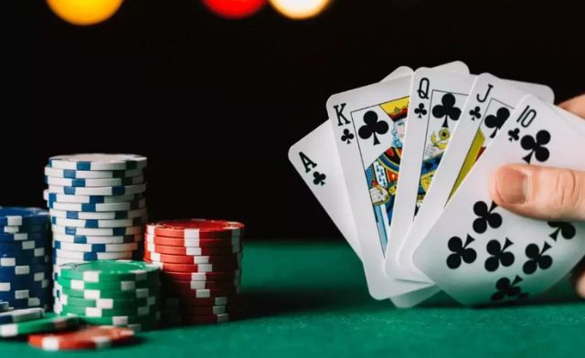 Chi tiết cách chơi poker xì tố từ A - Z cho người mới Chi tiết cách chơi poker xì tố từ A - Z cho người mới