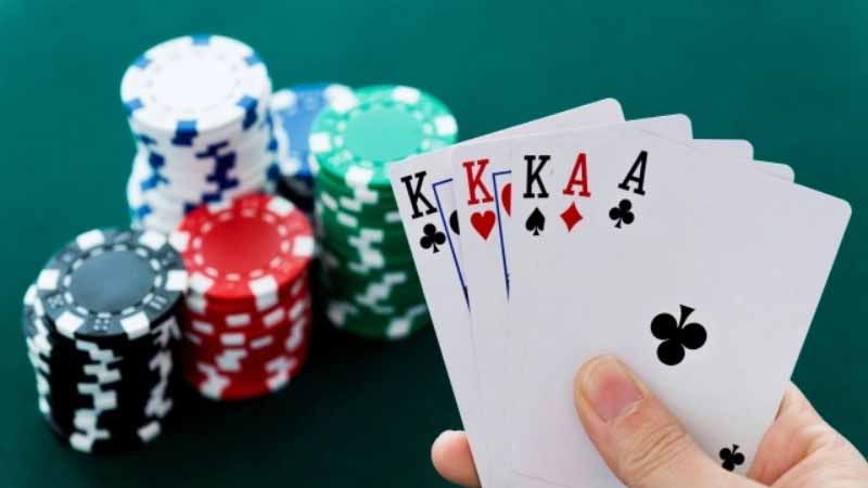 Bài tiến lên còn gọi là gì? Khám phá cách gọi theo từng vùng miền 