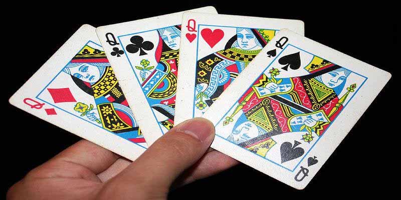 Tứ quý trong tiến lên là gì? Quy tắc chặn và cách dùng cực hiệu quả 