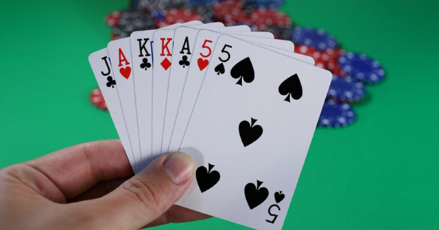 Draw poker là biến thể dễ tiếp cận nhất hiện nay Draw poker là biến thể dễ tiếp cận nhất hiện nay