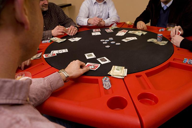 Seven Card Stud là cách chơi poker mang đậm tính truyền thống Seven Card Stud là cách chơi poker mang đậm tính truyền thống